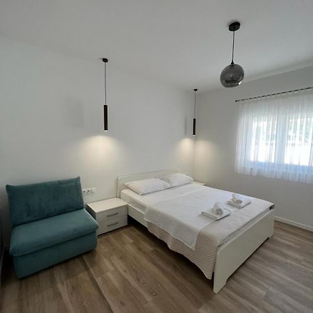 Apartments Mamma Mia Orebić Esterno foto
