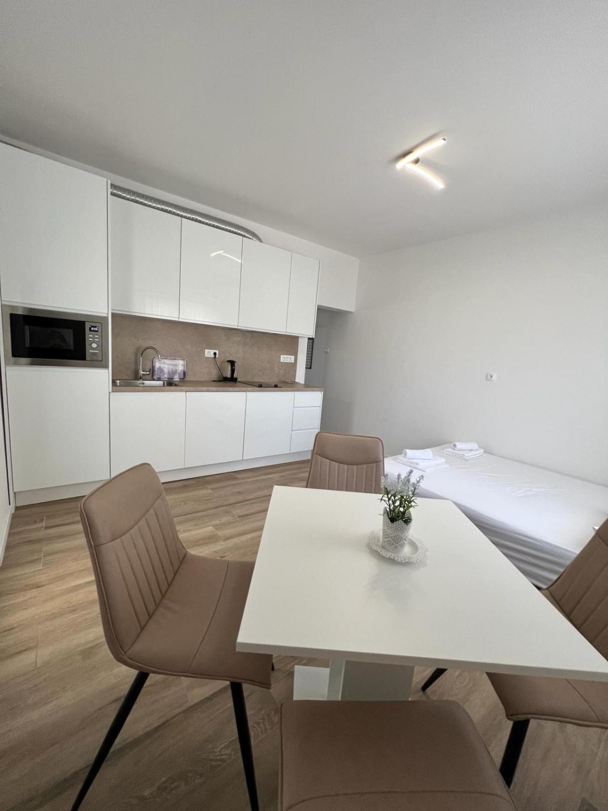 Apartments Mamma Mia Orebić Esterno foto