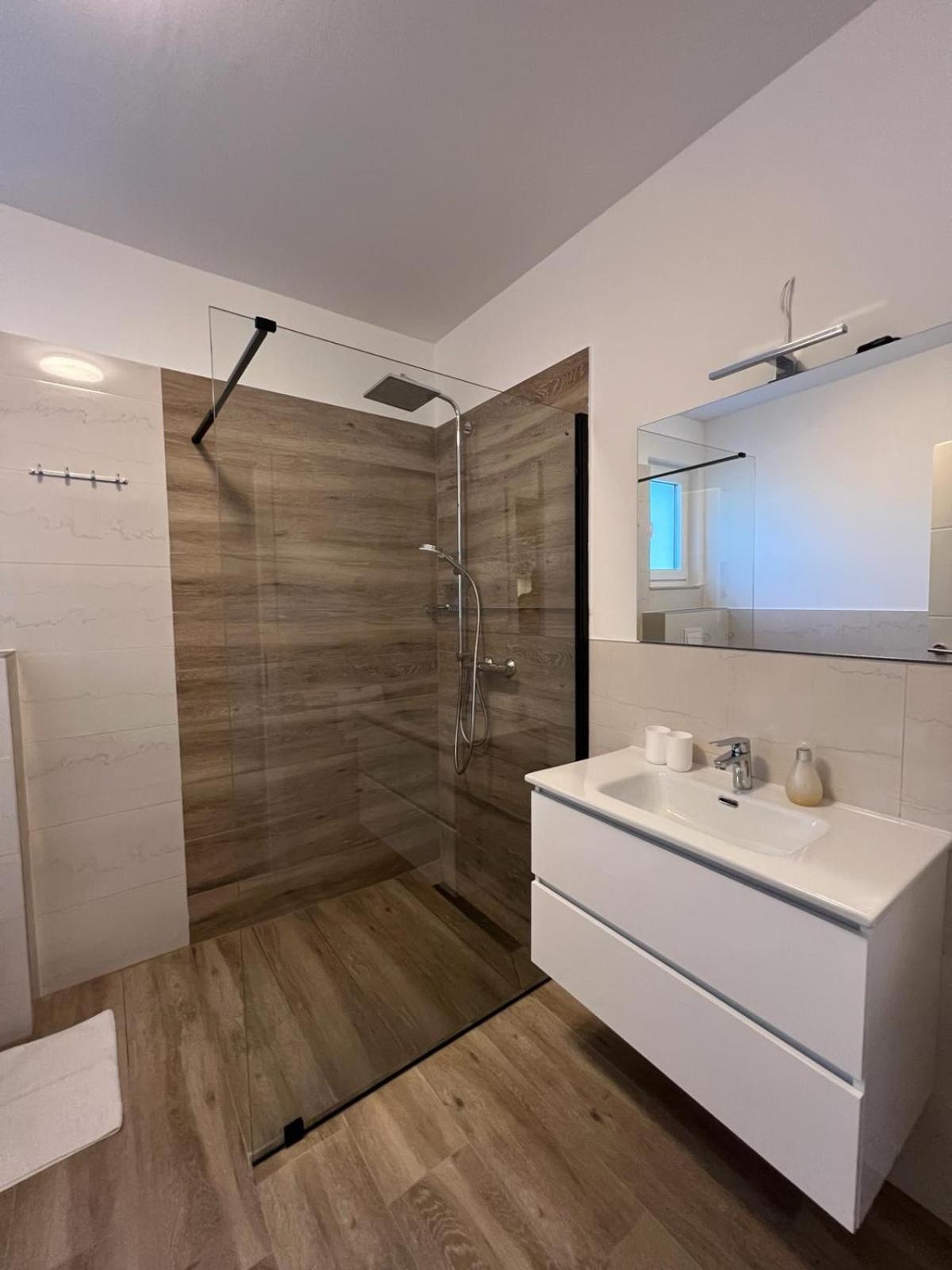 Apartments Mamma Mia Orebić Esterno foto